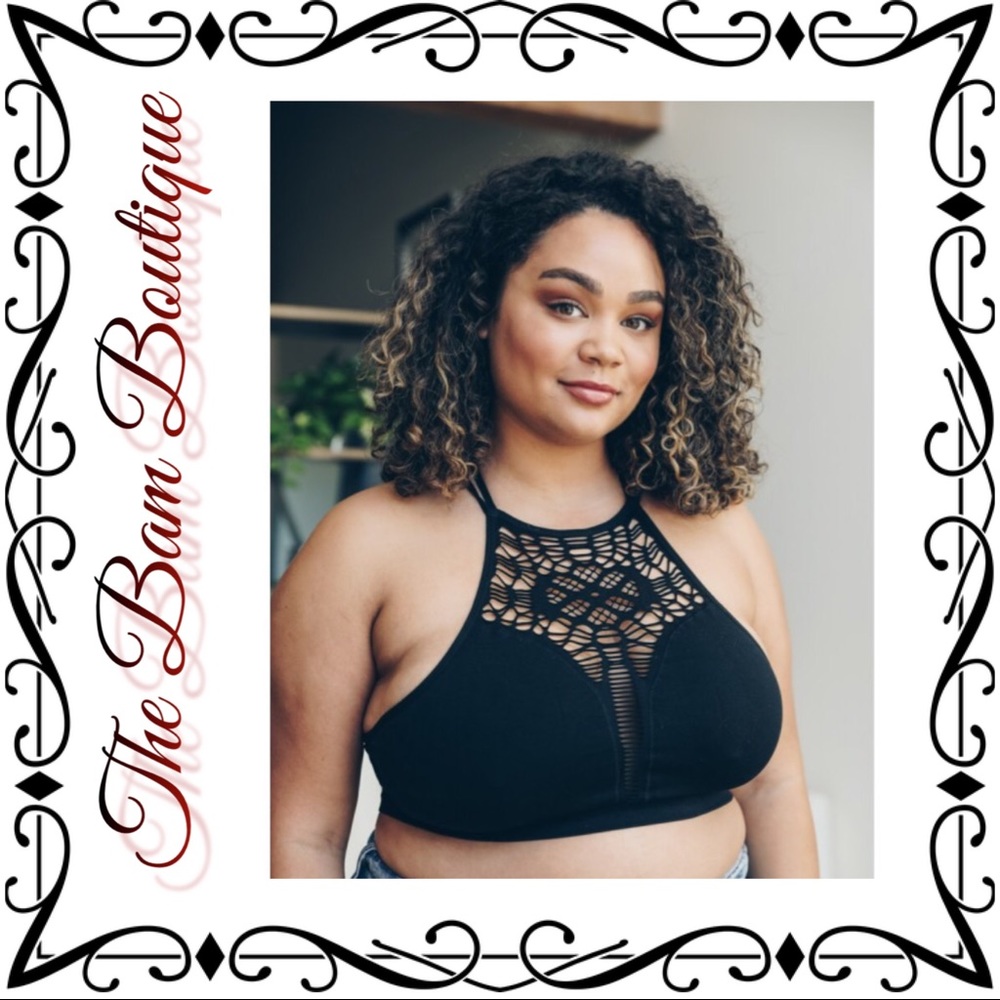 Plus Size Floral Cutout Crop Top/Bralette